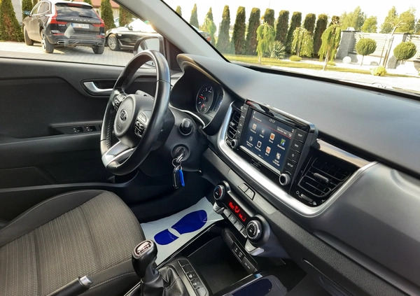 Kia Stonic cena 59800 przebieg: 93000, rok produkcji 2019 z Trzemeszno małe 497